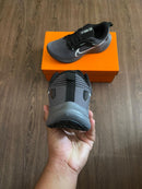 PEGASUS 40-GRAFITE PRETO