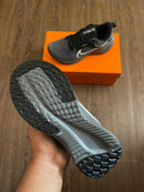 PEGASUS 40-GRAFITE PRETO